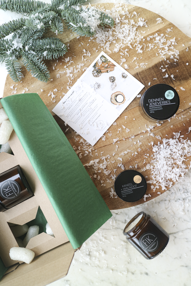 Geurkaarsen_Kerst_Kaneel_Cederhout_Dennen_Cadeau